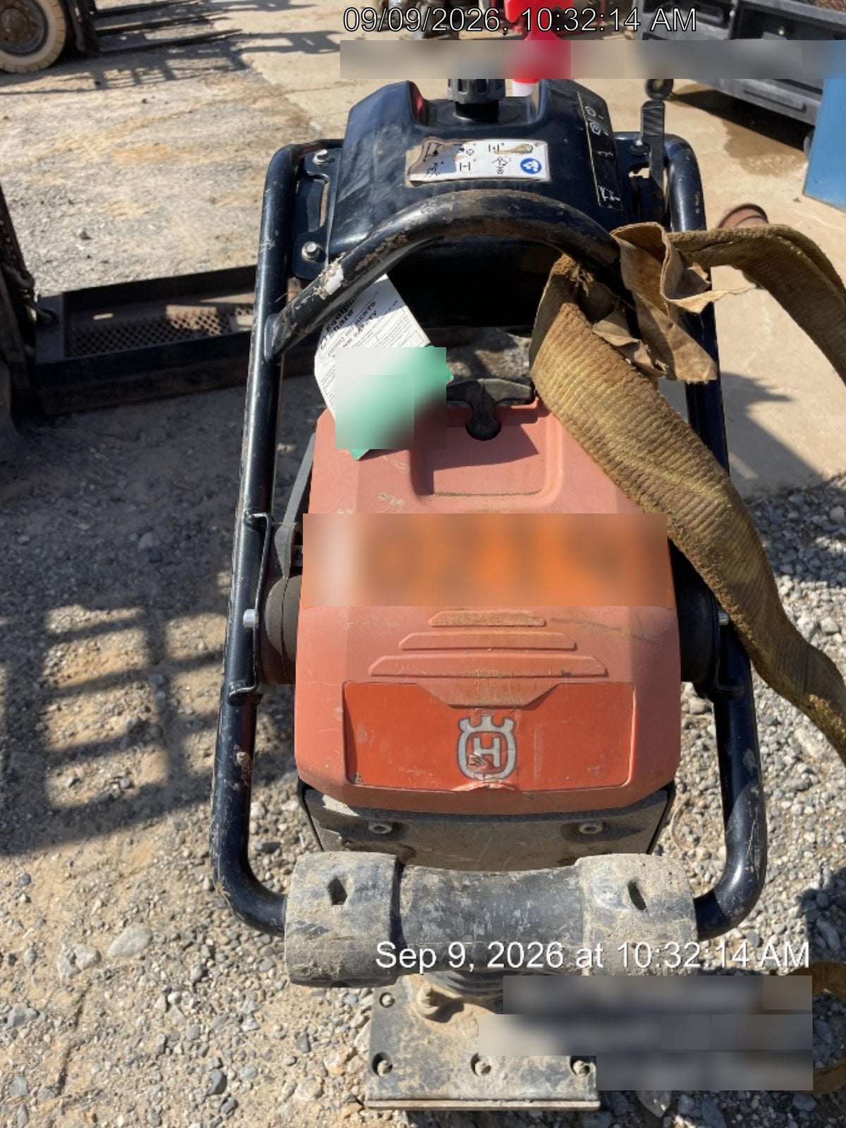 2025 HUSQVARNA LT6005