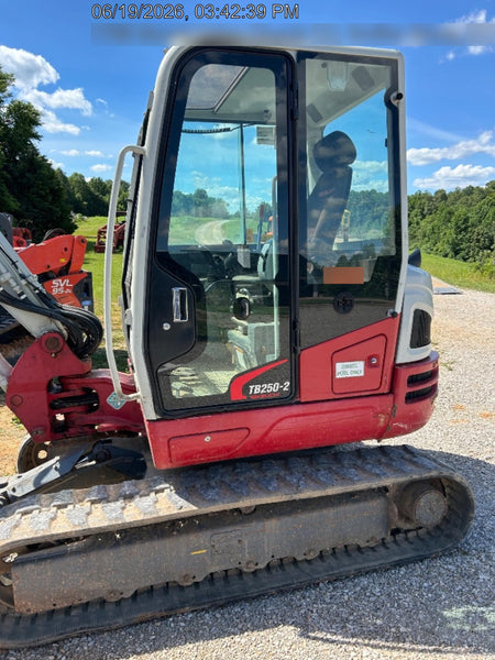 2020 TAKEUCHI TB250-2C