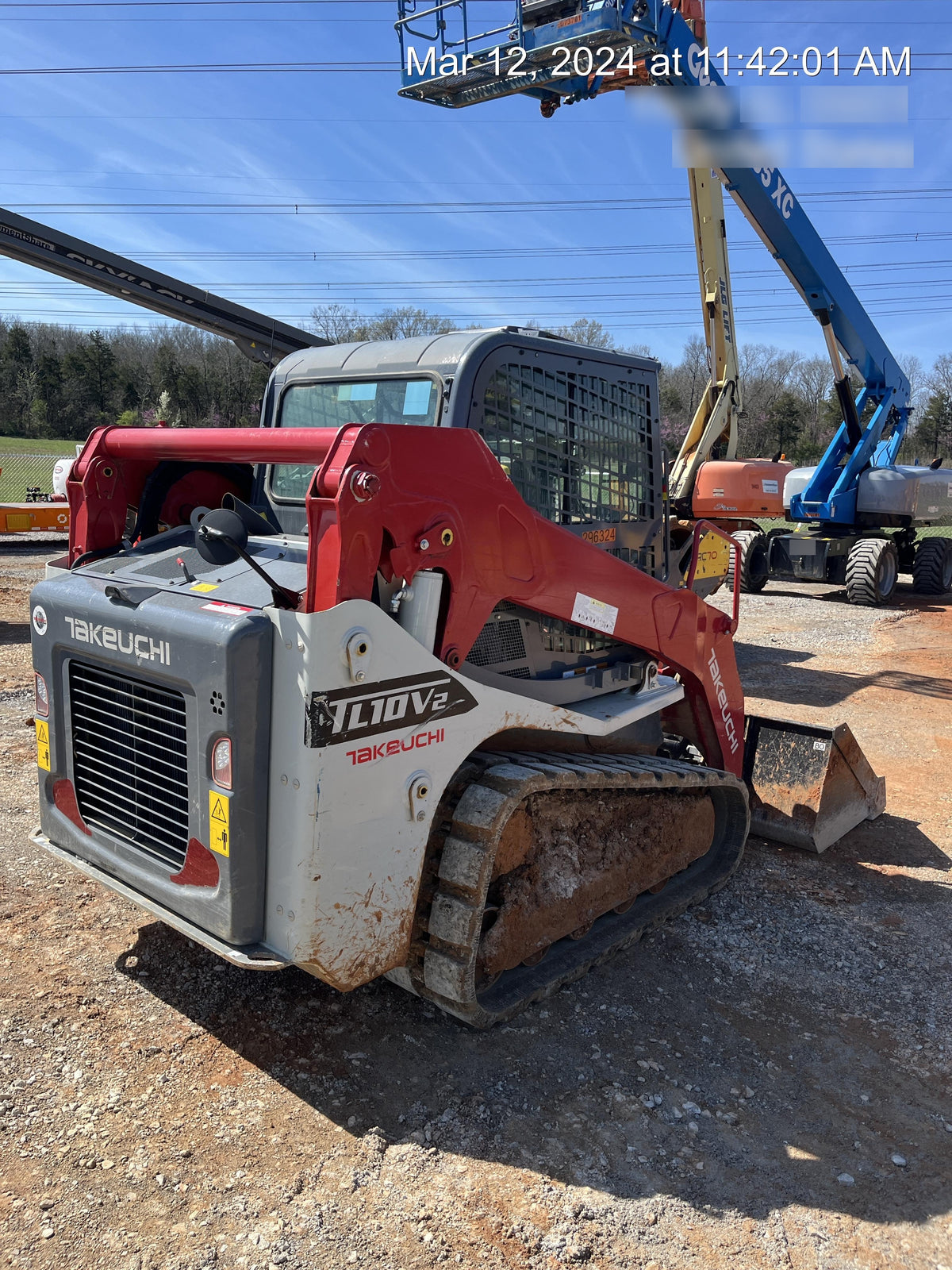 2023 TAKEUCHI TL10V2-CR
