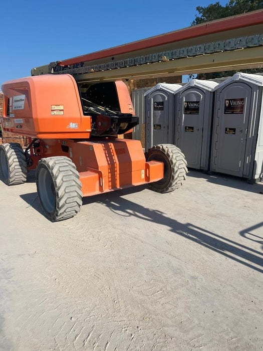 2019 JLG 660SJ