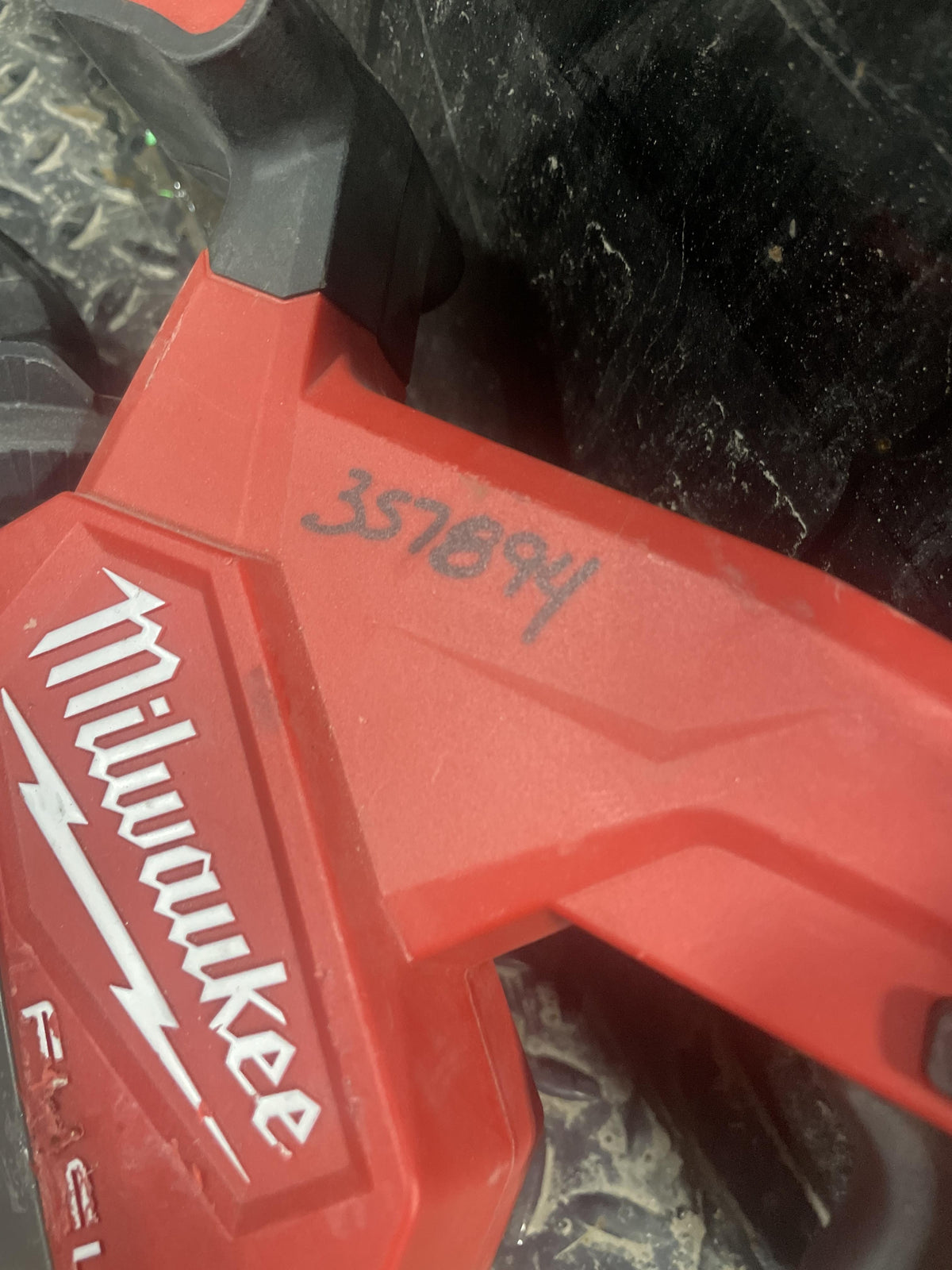 2023 MILWAUKEE 2829-20