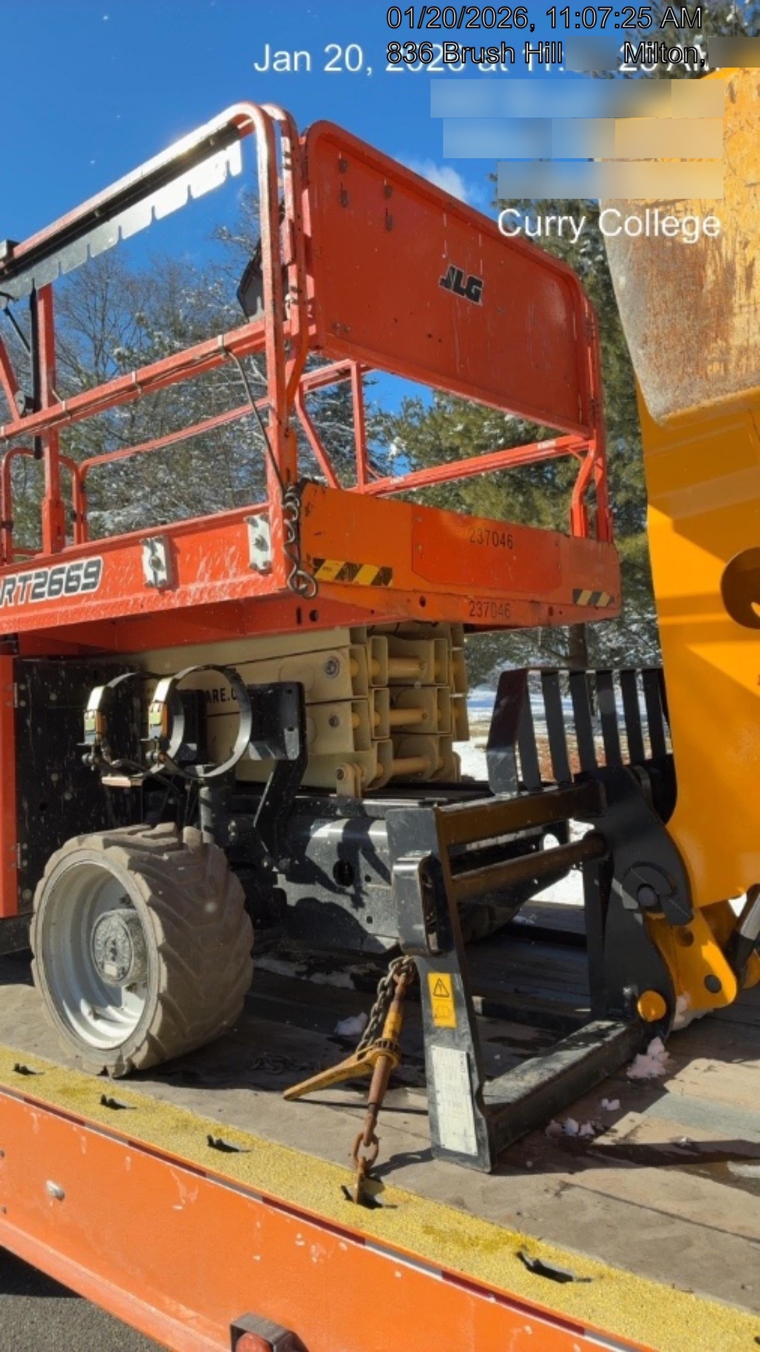 2022 JLG RT2669