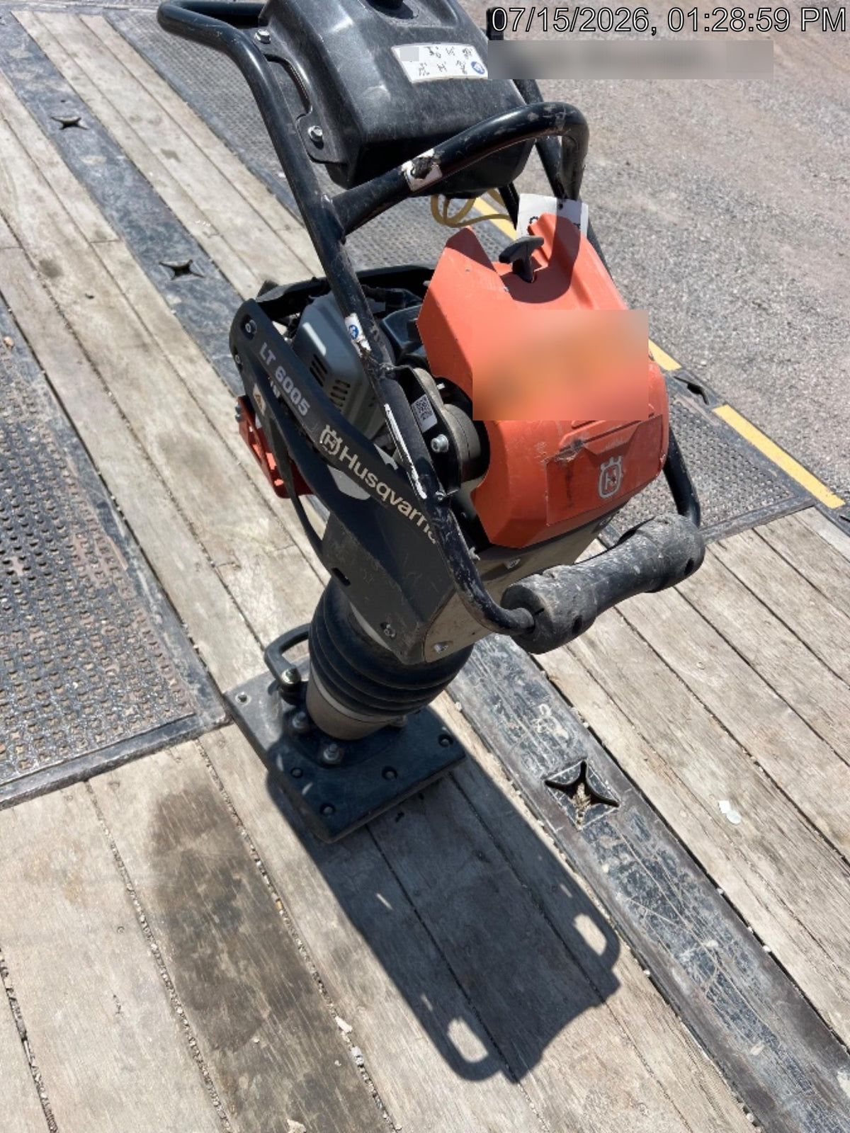 2024 HUSQVARNA LT6005