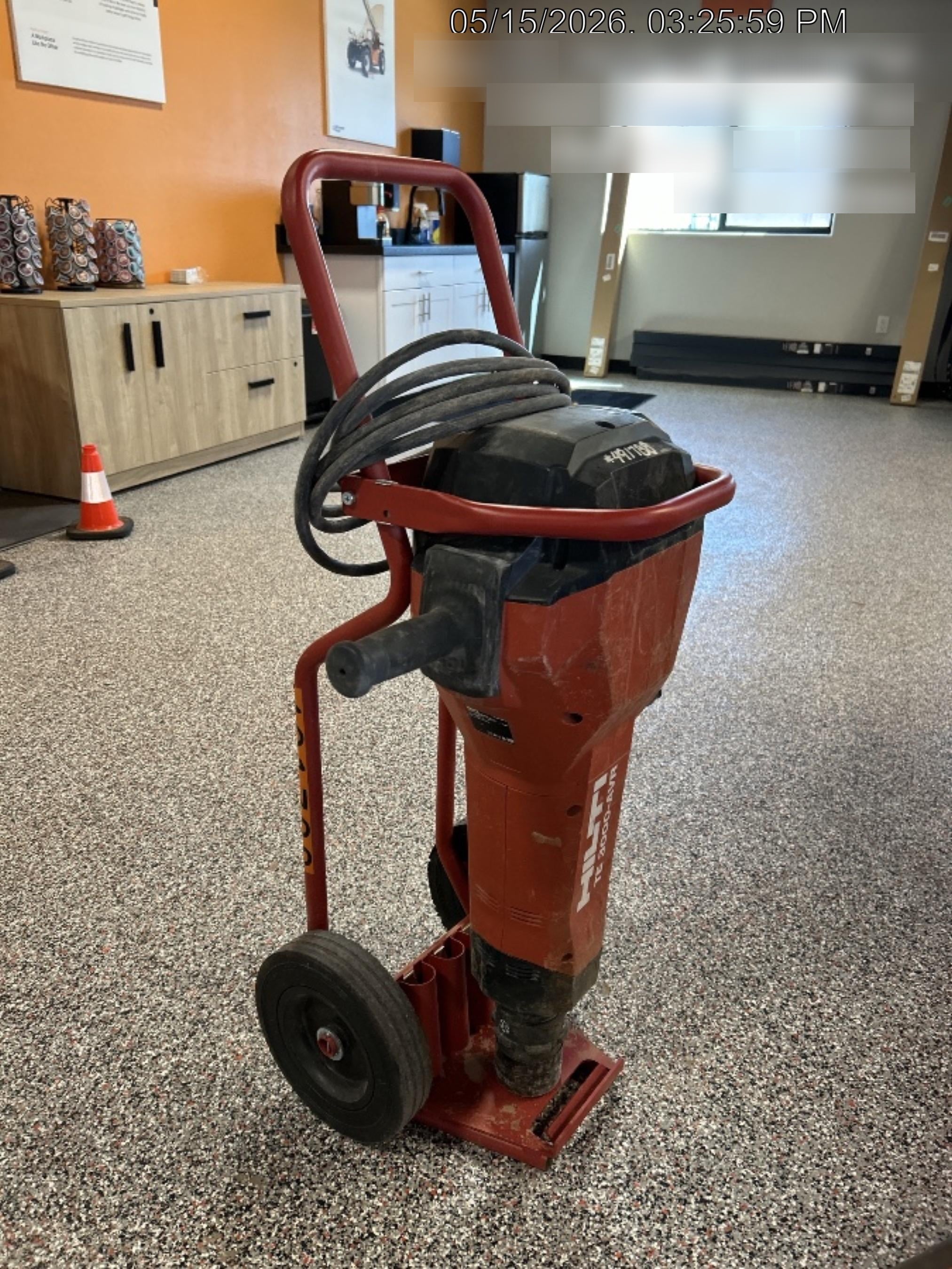 2025 HILTI TE 3000-AVR