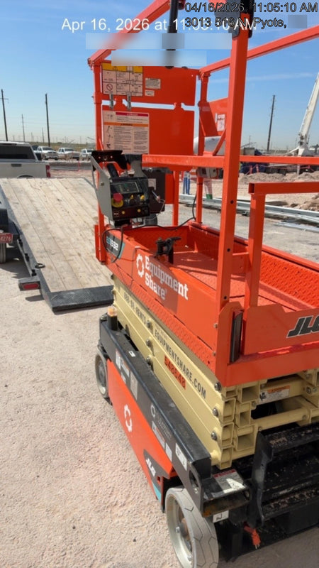 2025 JLG ES1932
