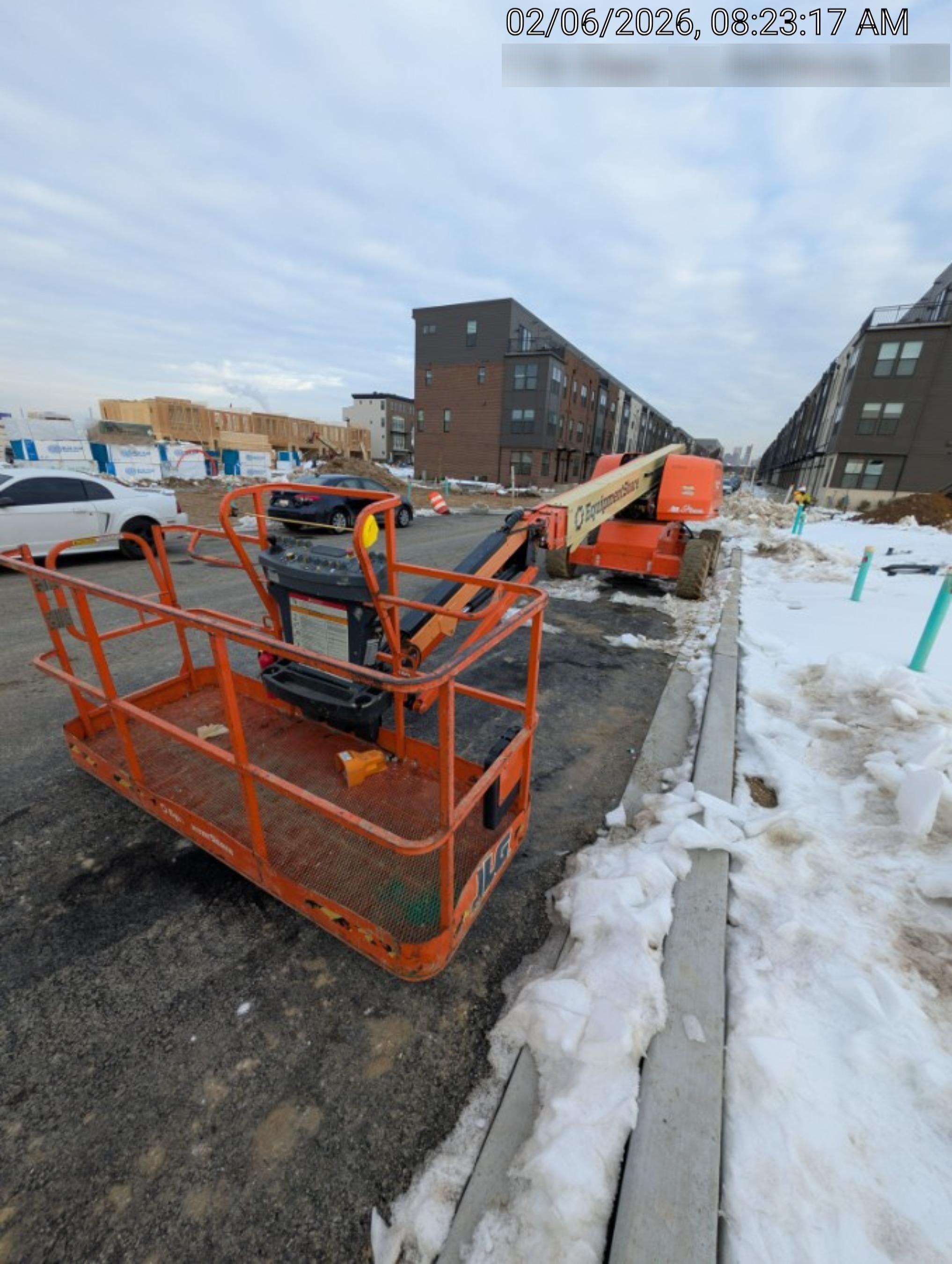 2022 JLG 660SJ