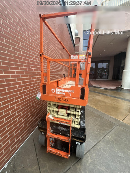 2023 JLG ES2632