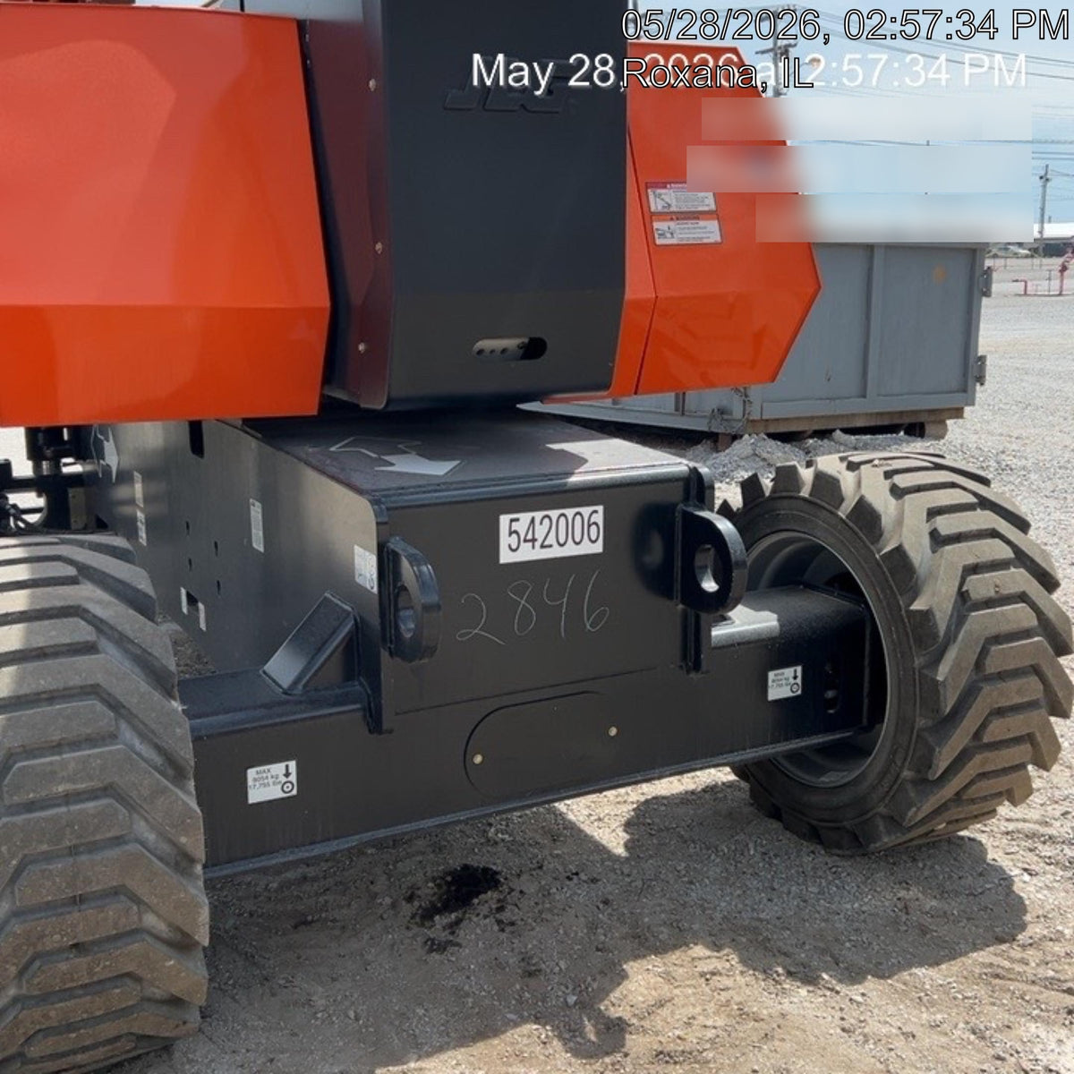 2025 JLG 800AJ