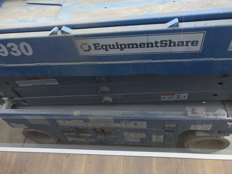 2019 Genie GS-1930 Half Height Swing Gate, 800W Inverter