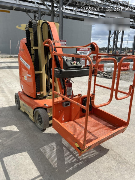 2022 JLG 26E