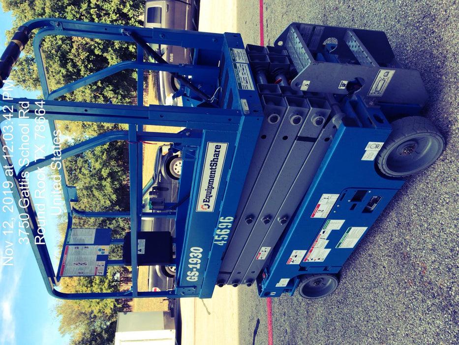 2019 Genie GS-1930 Fixed rails with chain Entry