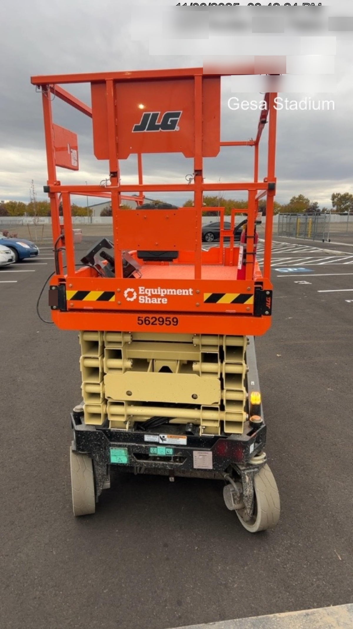 2025 JLG ES3246