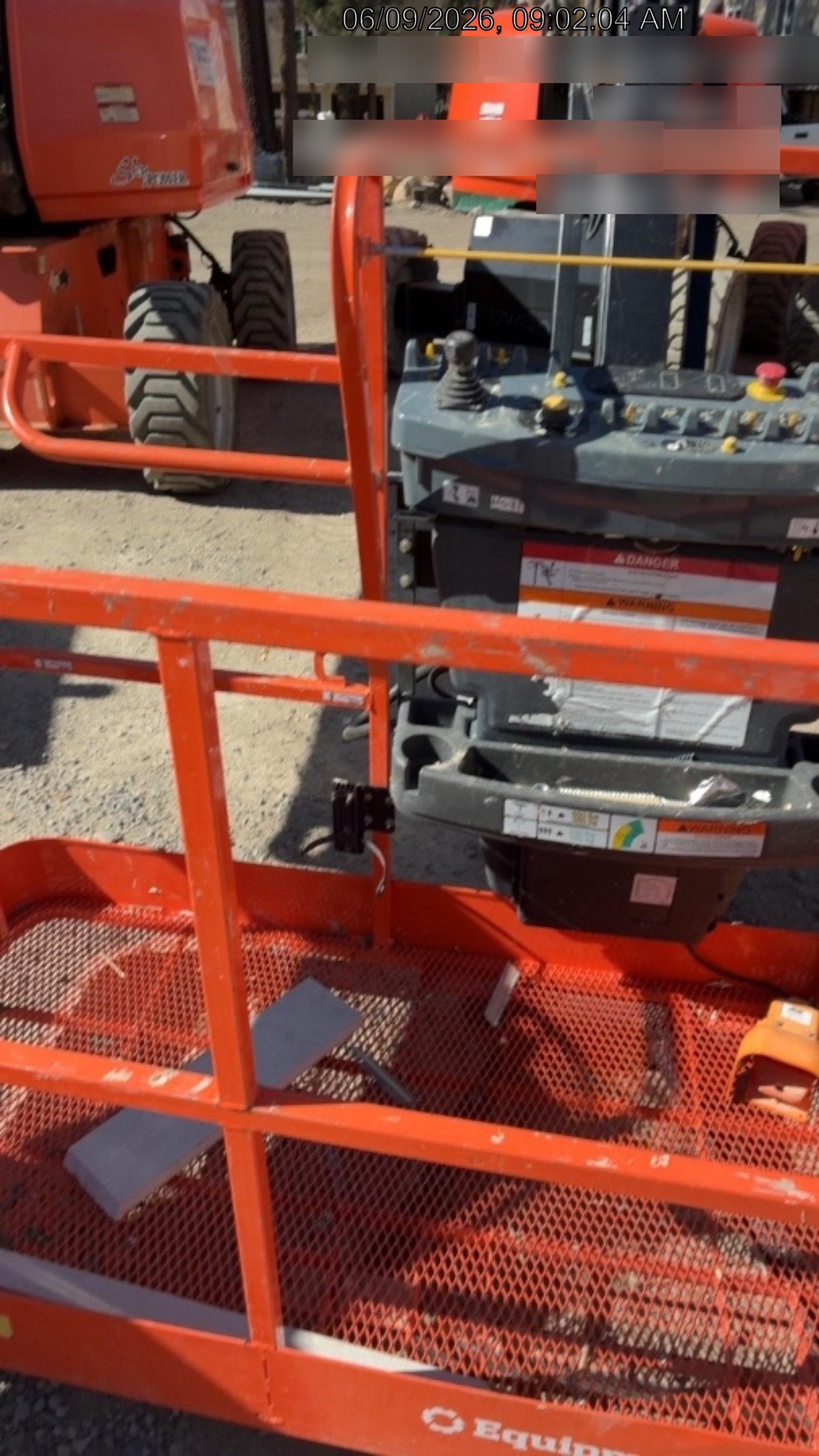 2025 JLG 660SJ