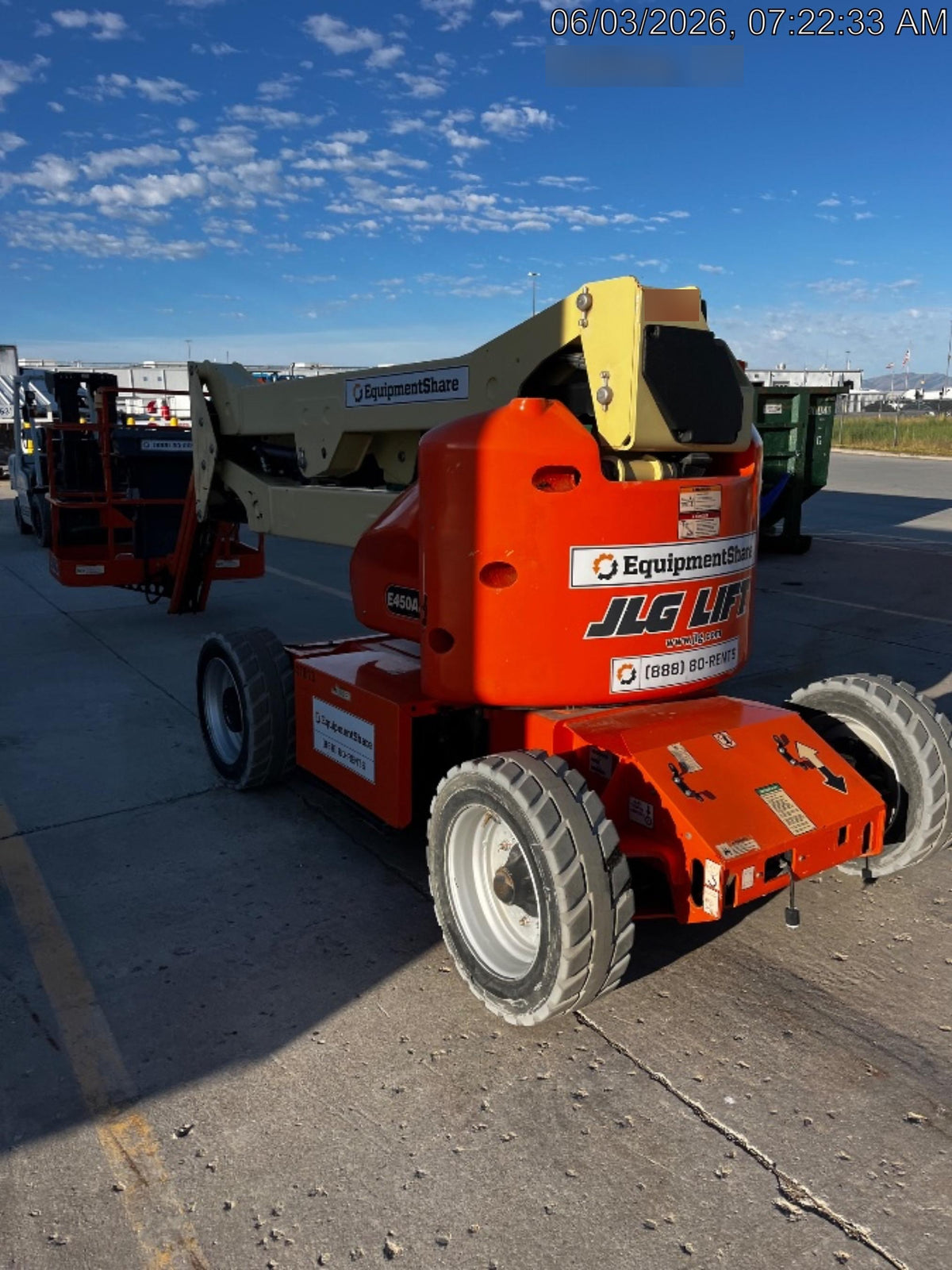 2019 JLG E450AJ