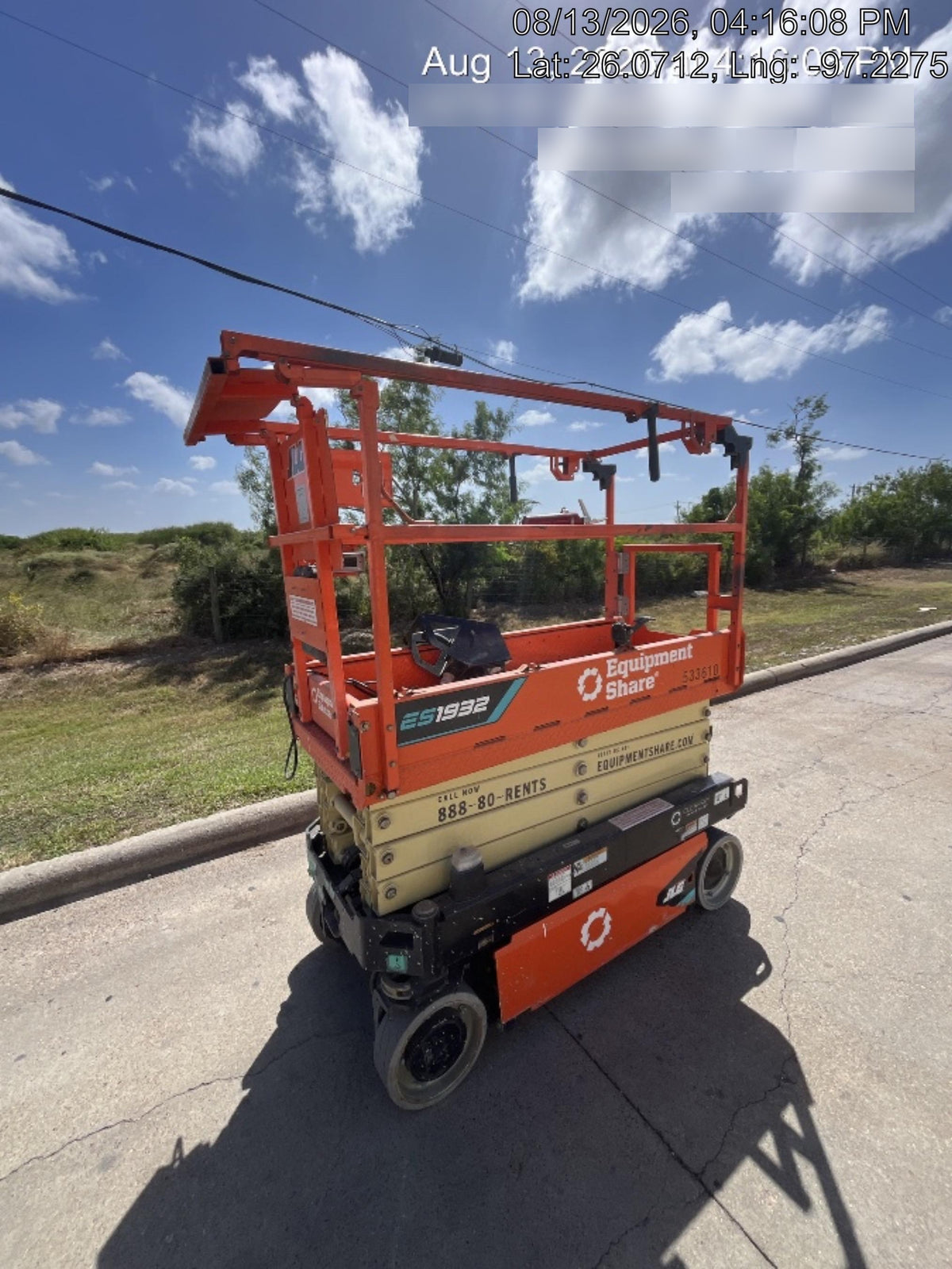 2025 JLG ES1932