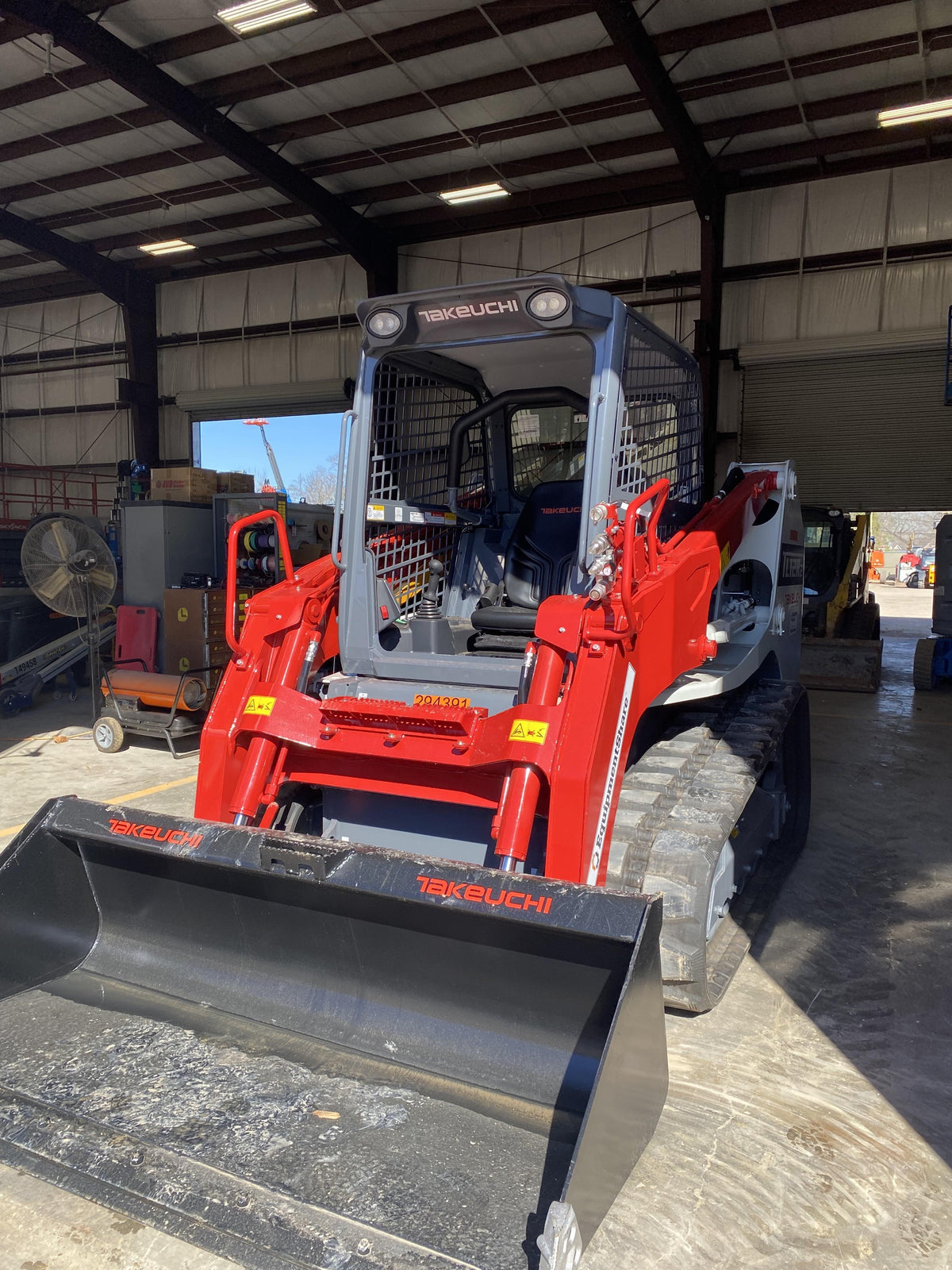 2023 TAKEUCHI TL12R2-R