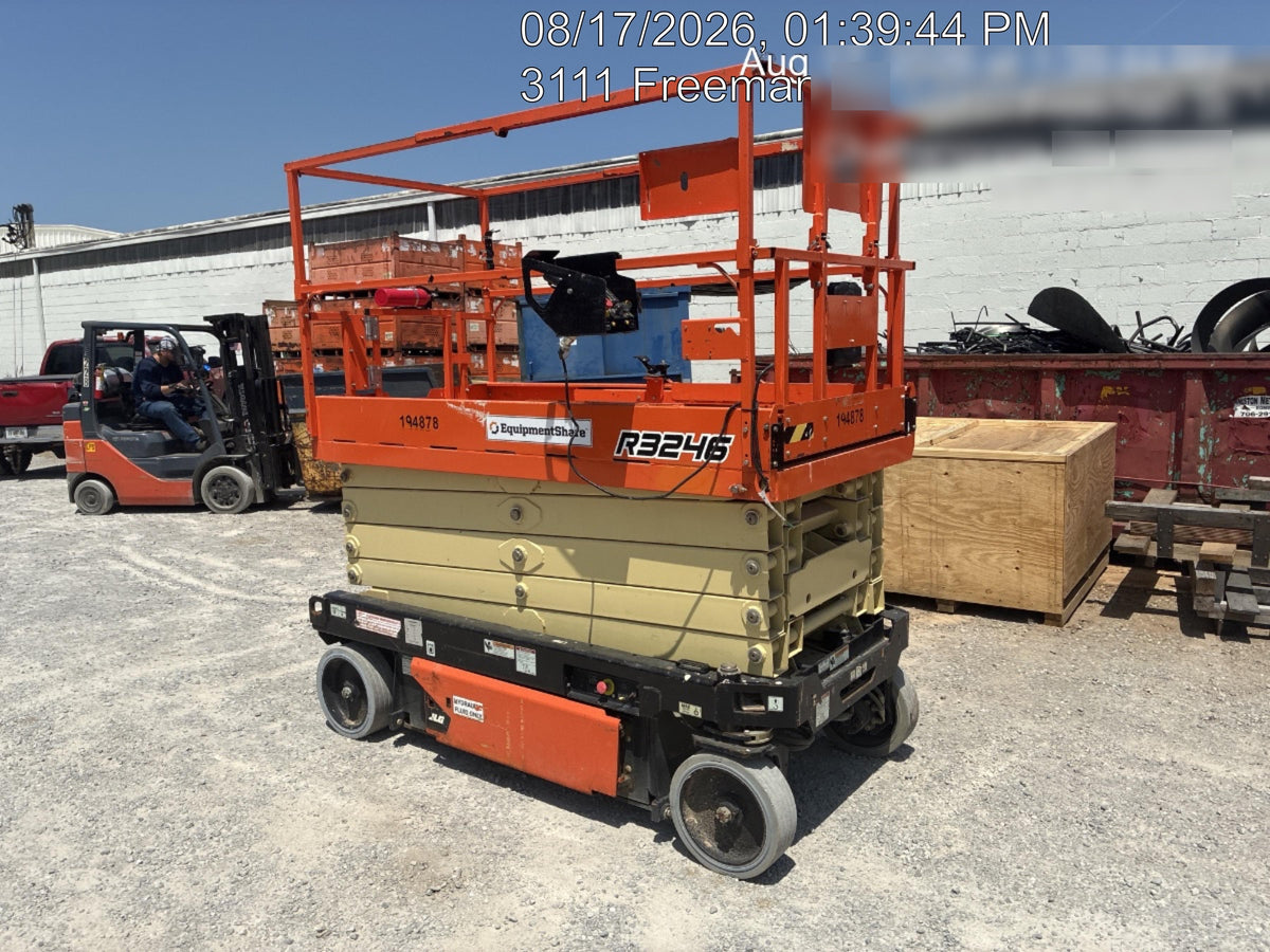 2021 JLG R3246