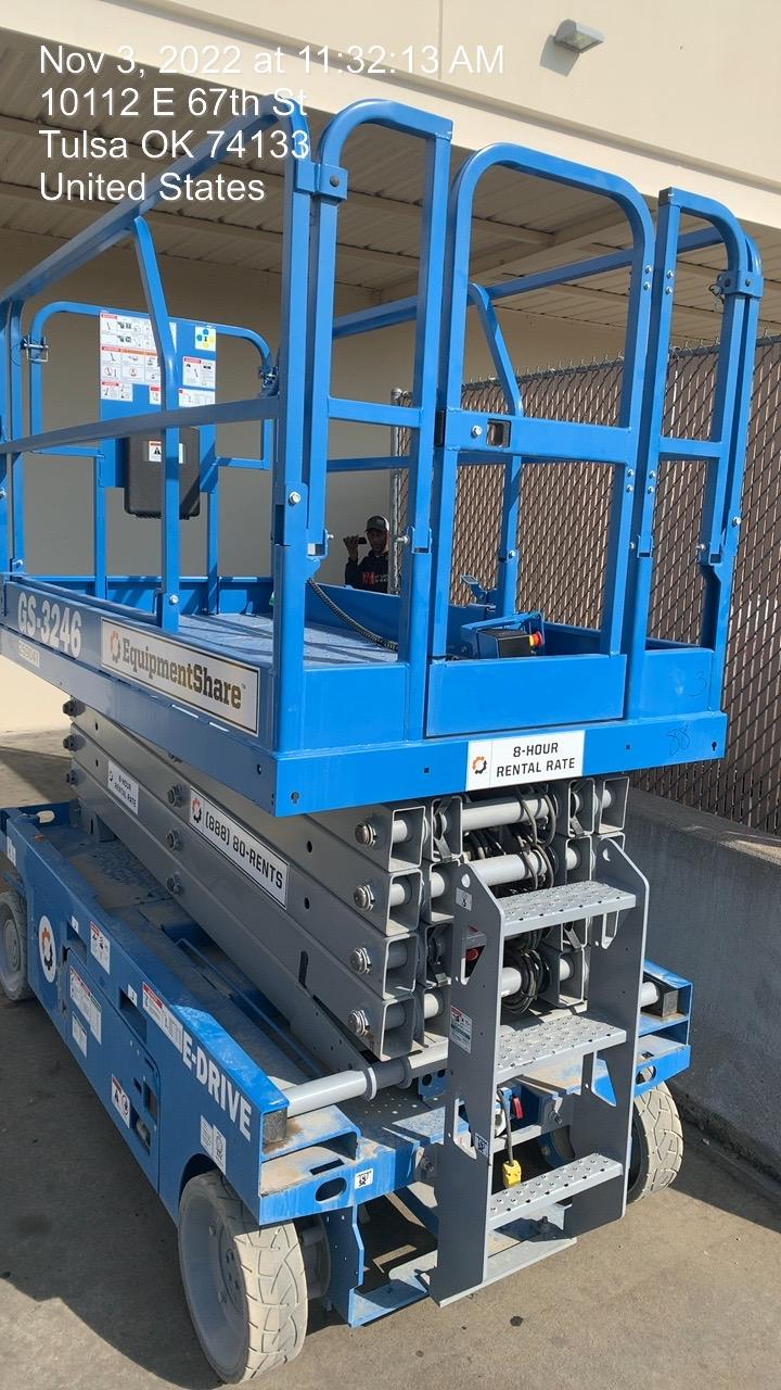 2022 GENIE GS-3246