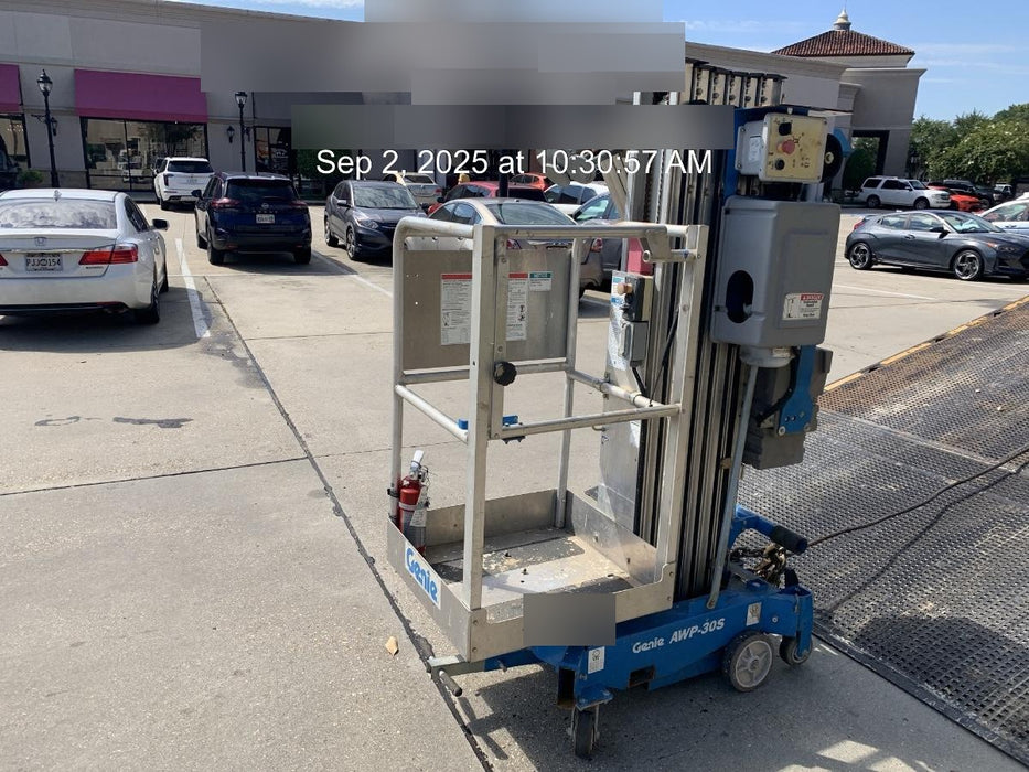 2019 GENIE AWP-30S