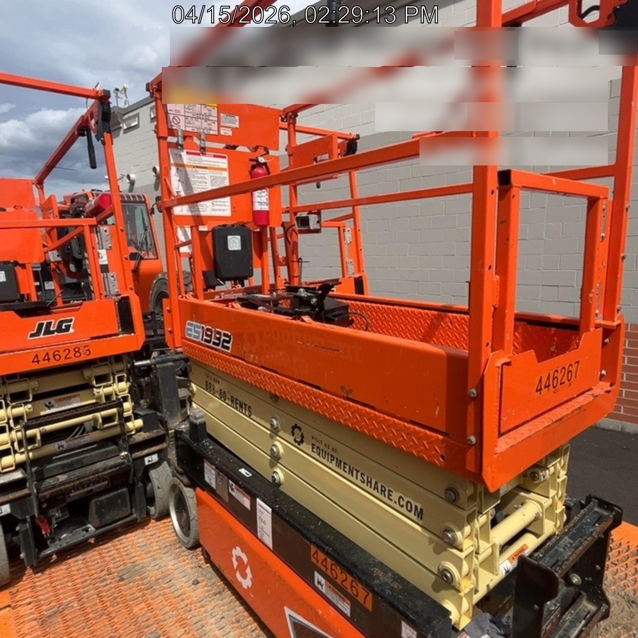 2024 JLG ES1932