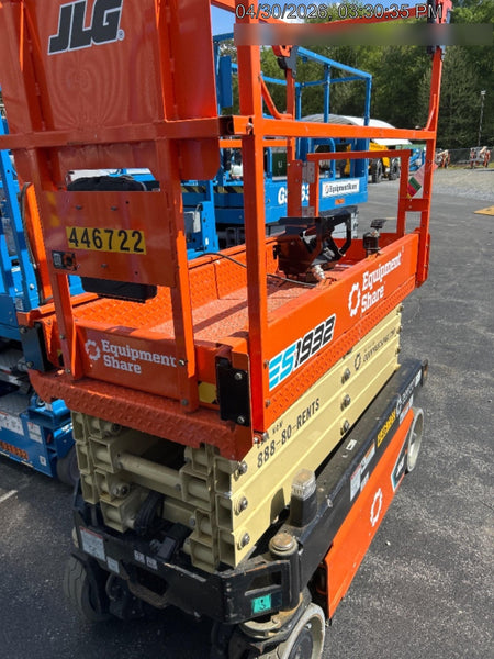 2024 JLG ES1932