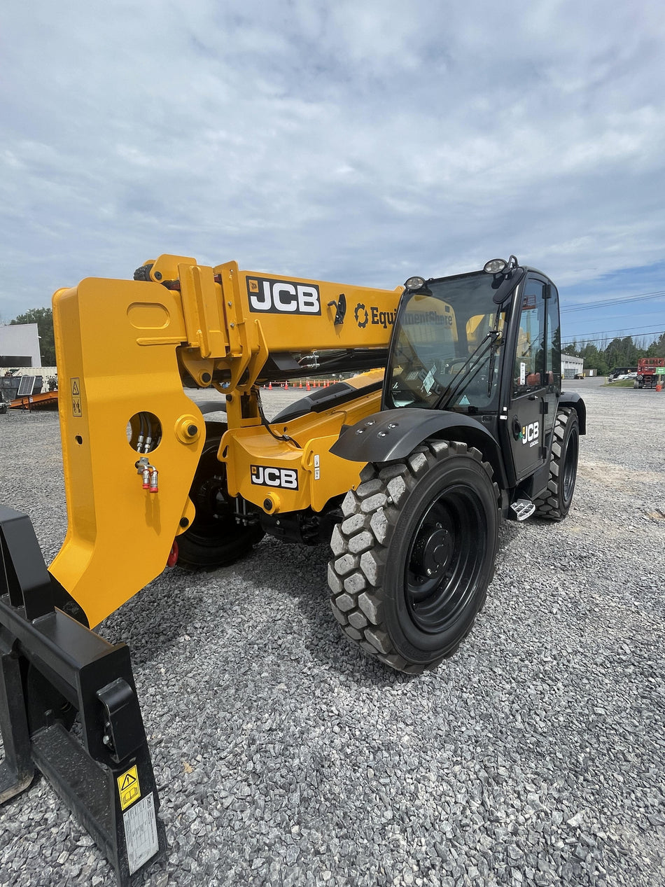 2025 JCB 509-42