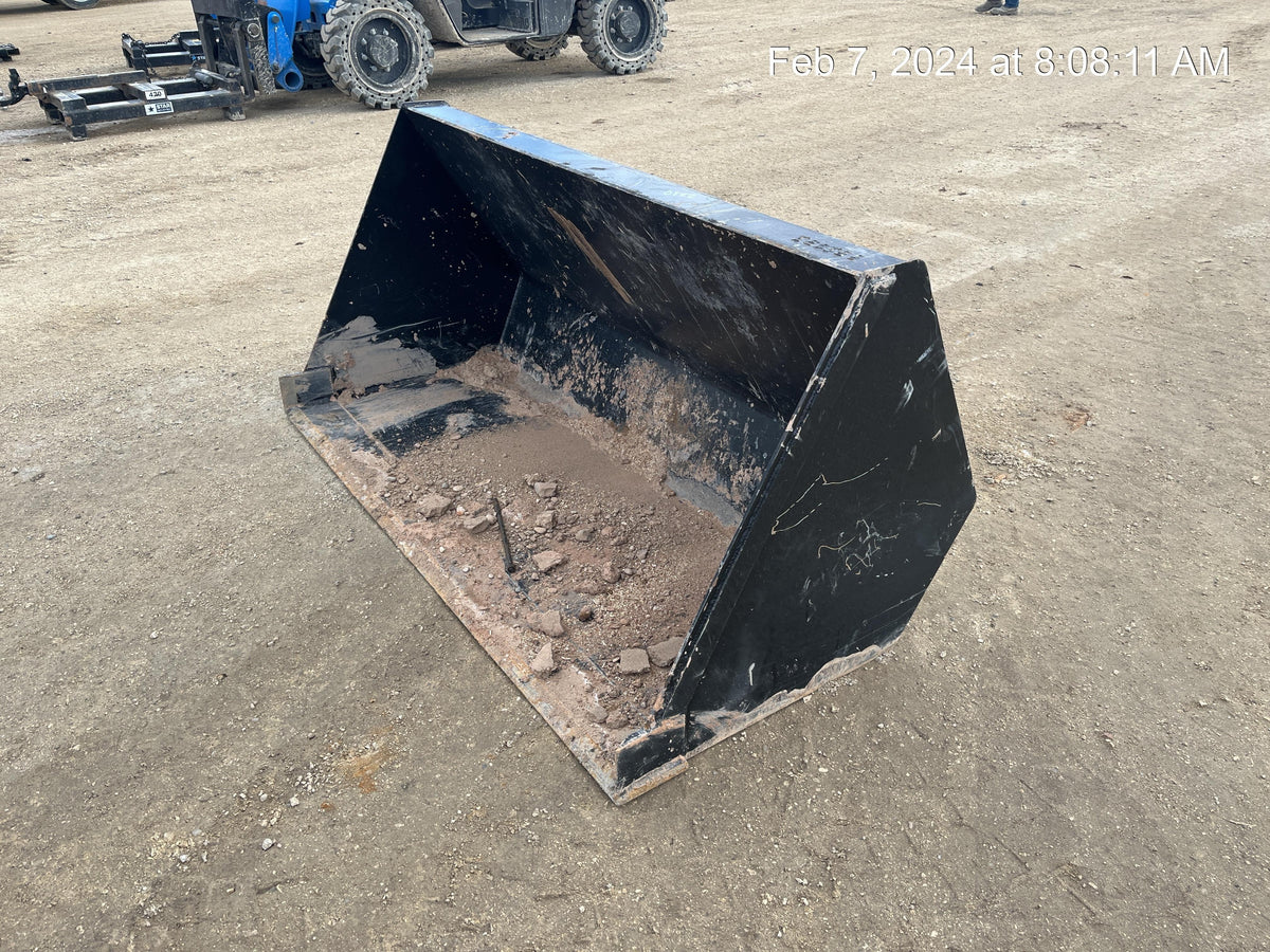 2023 JLG 1001100822