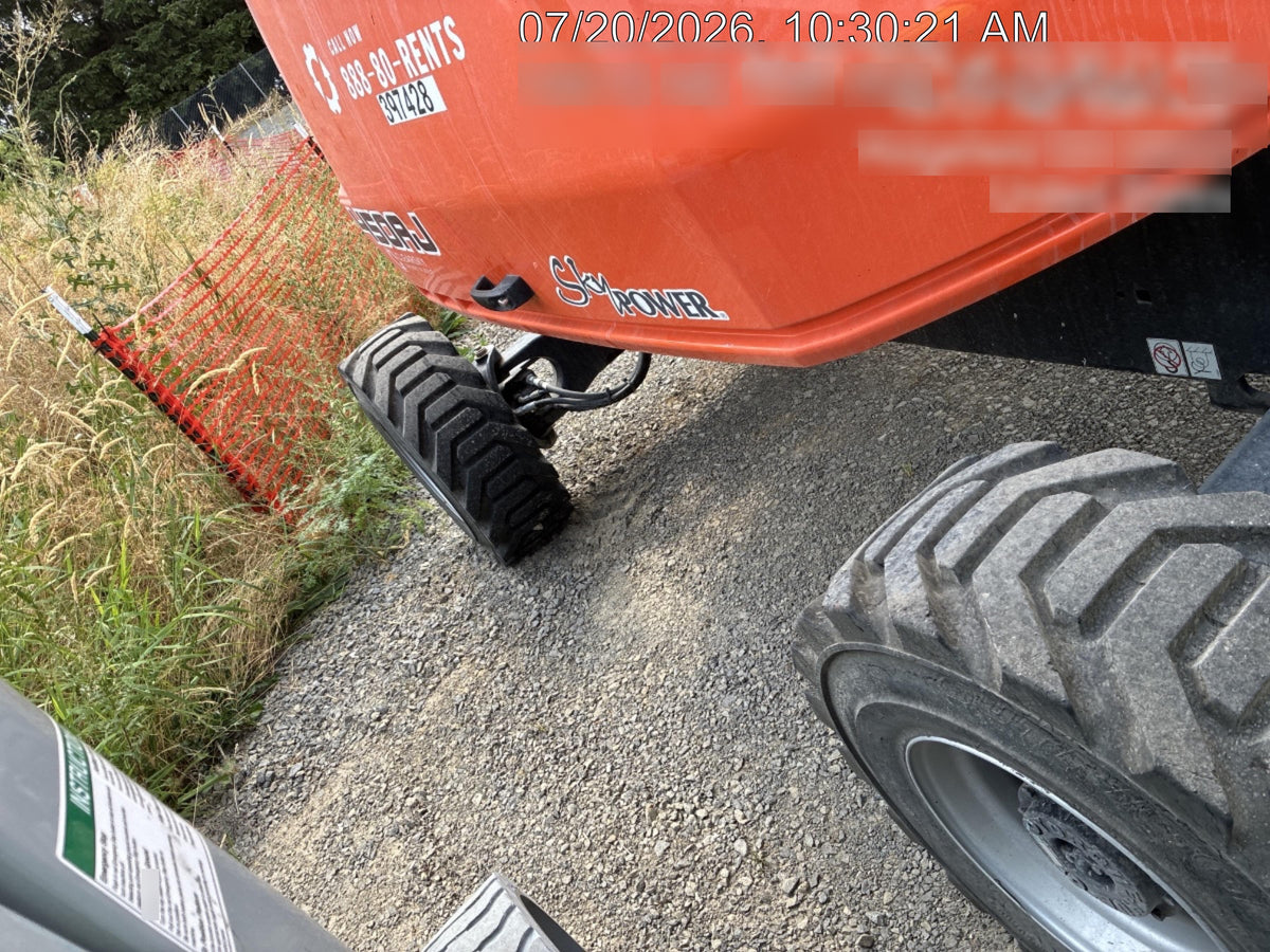 2025 JLG 660SJ