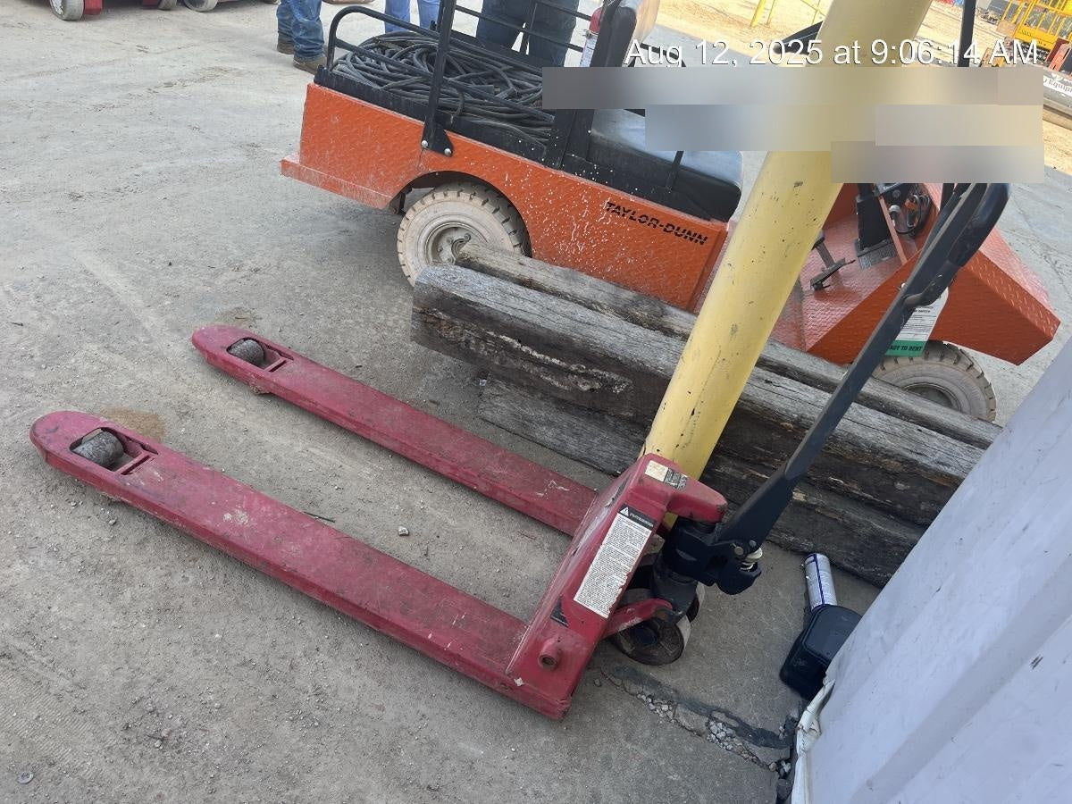 2022 DAYTON 5500 lb Pallet Jack