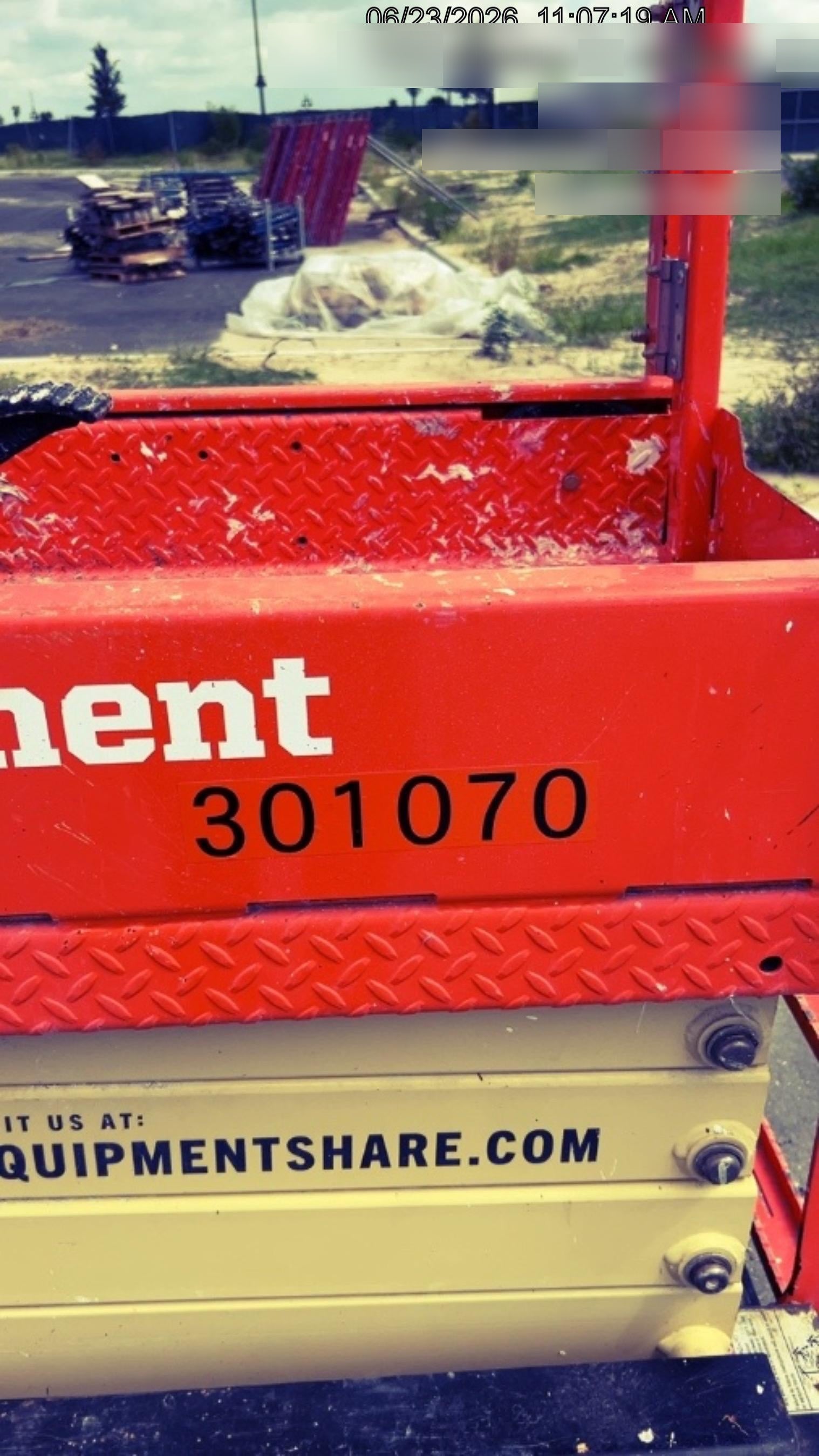 2023 JLG ES1932