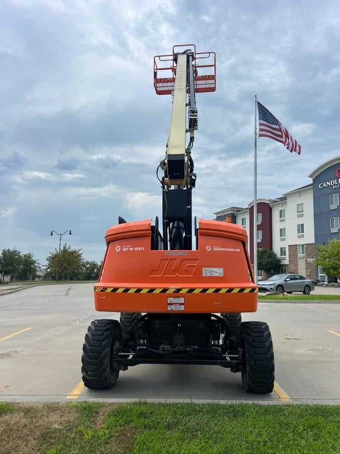 2023 JLG 660SJ
