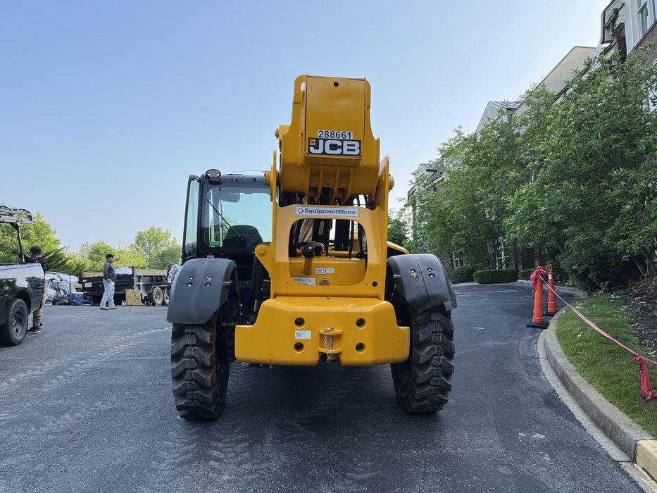 2023 JCB 512-56