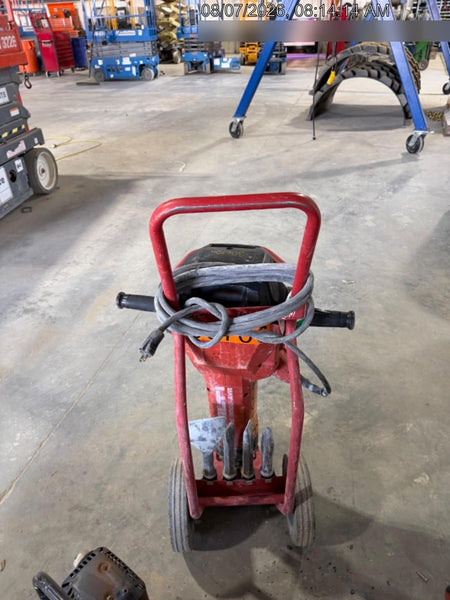 2023 HILTI TE 3000-AVR