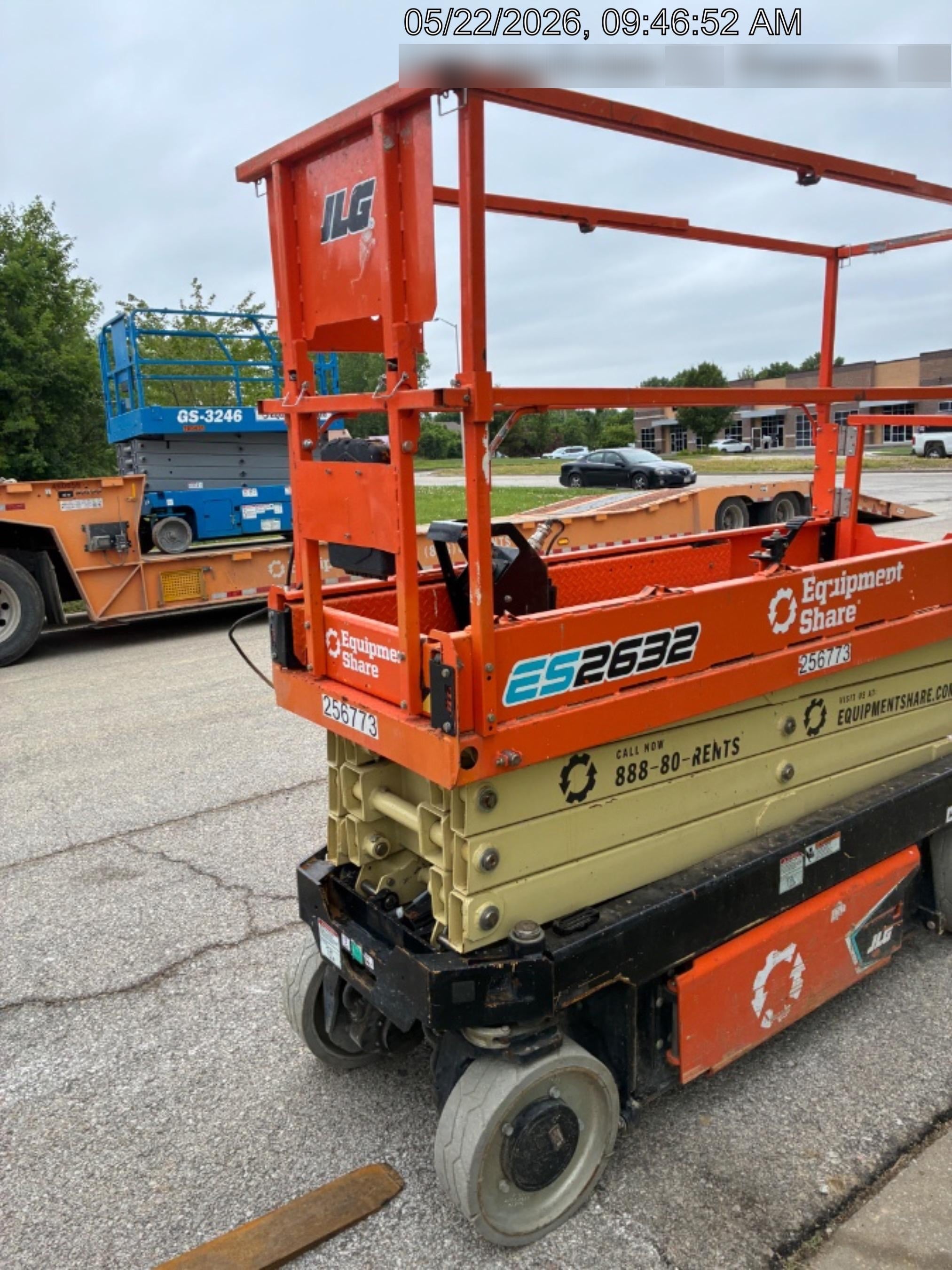 2022 JLG ES2632