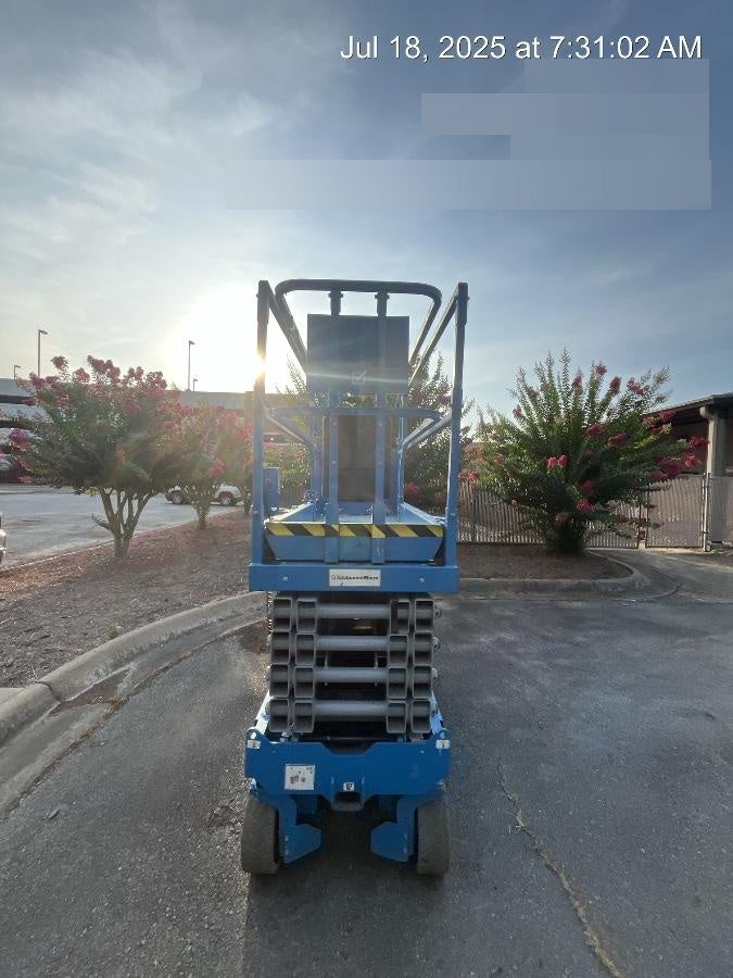2021 GENIE GS-3232