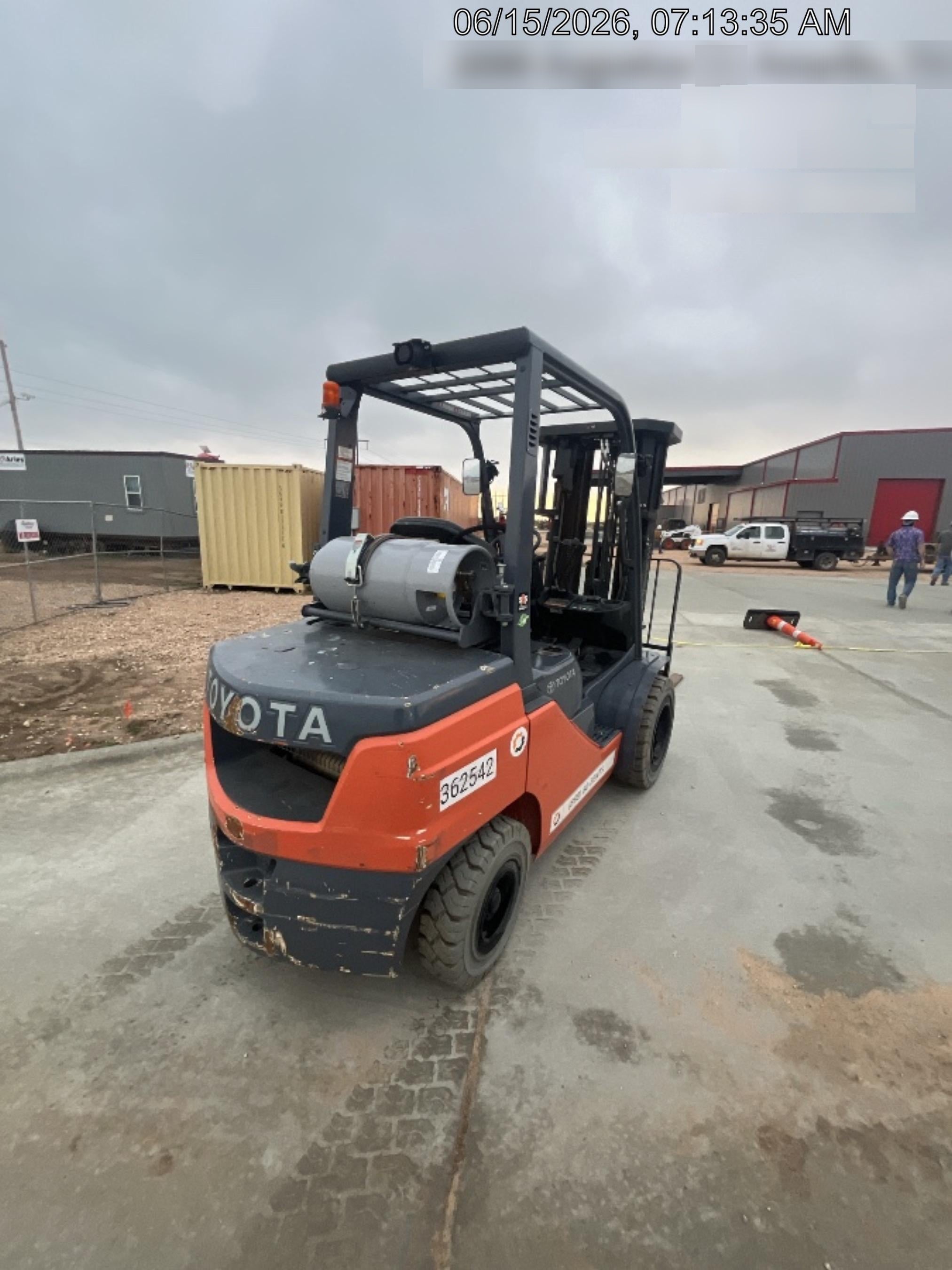 2023 TOYOTA 8FGU30 LP - Quad