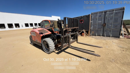 2019 JLG G5-18A Cab/Heat/Air, NM Solid Tires, Beacon w/48" Carriage, 48" Pallet Forks