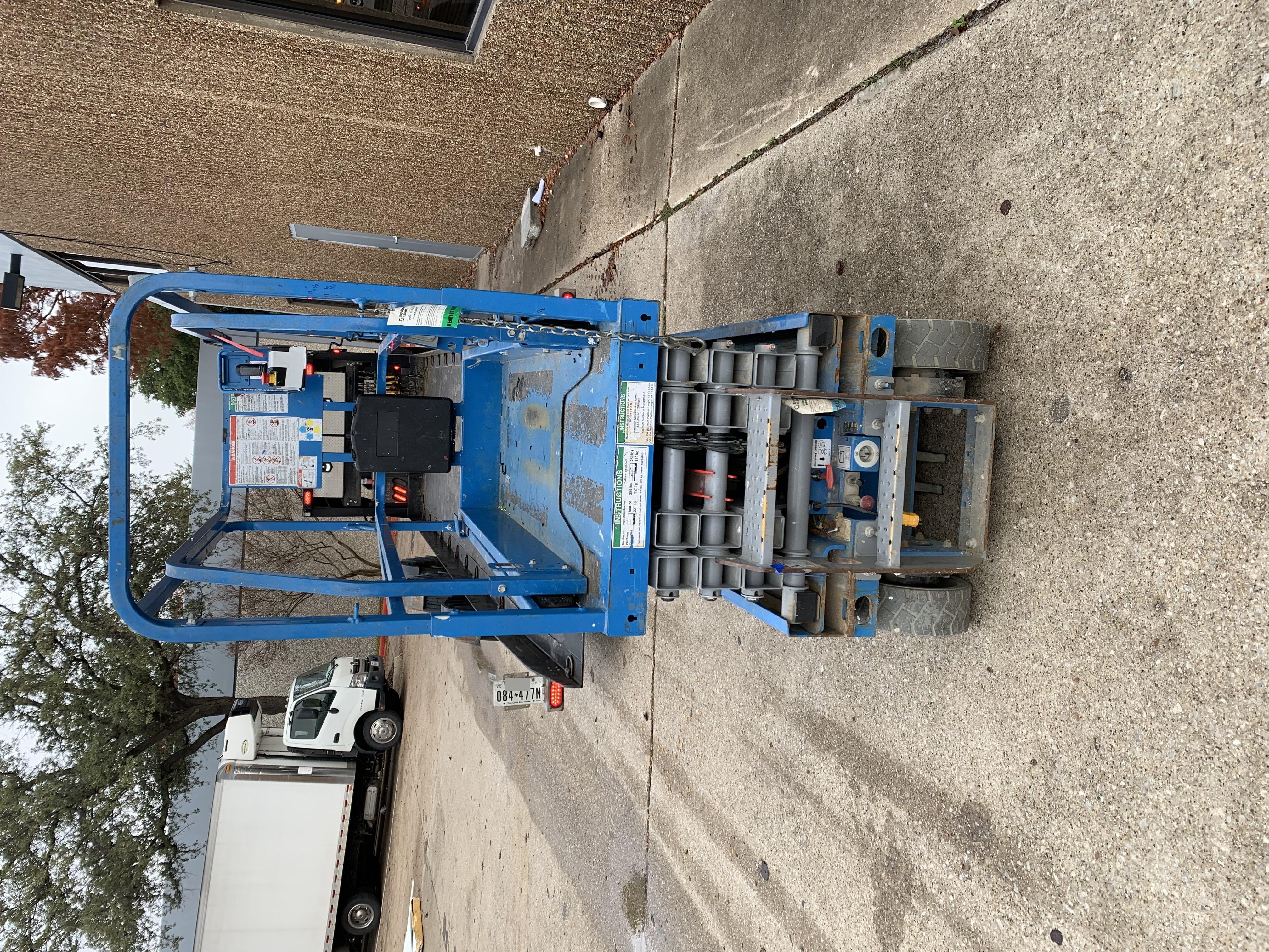 2019 Genie GS-1930 Fixed Rails with Chain Entry
