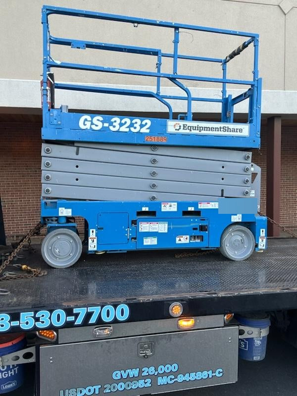 2022 GENIE GS-3232