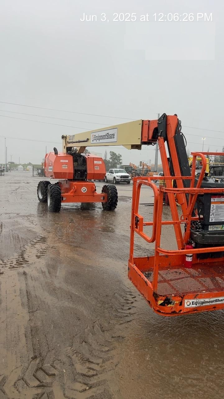 2021 JLG 860SJ