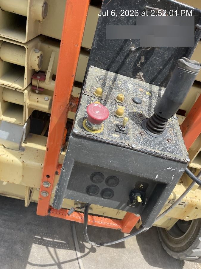 2019 JLG 4069LE