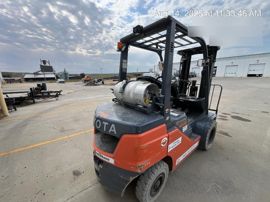 2022 TOYOTA 50-8FGU25