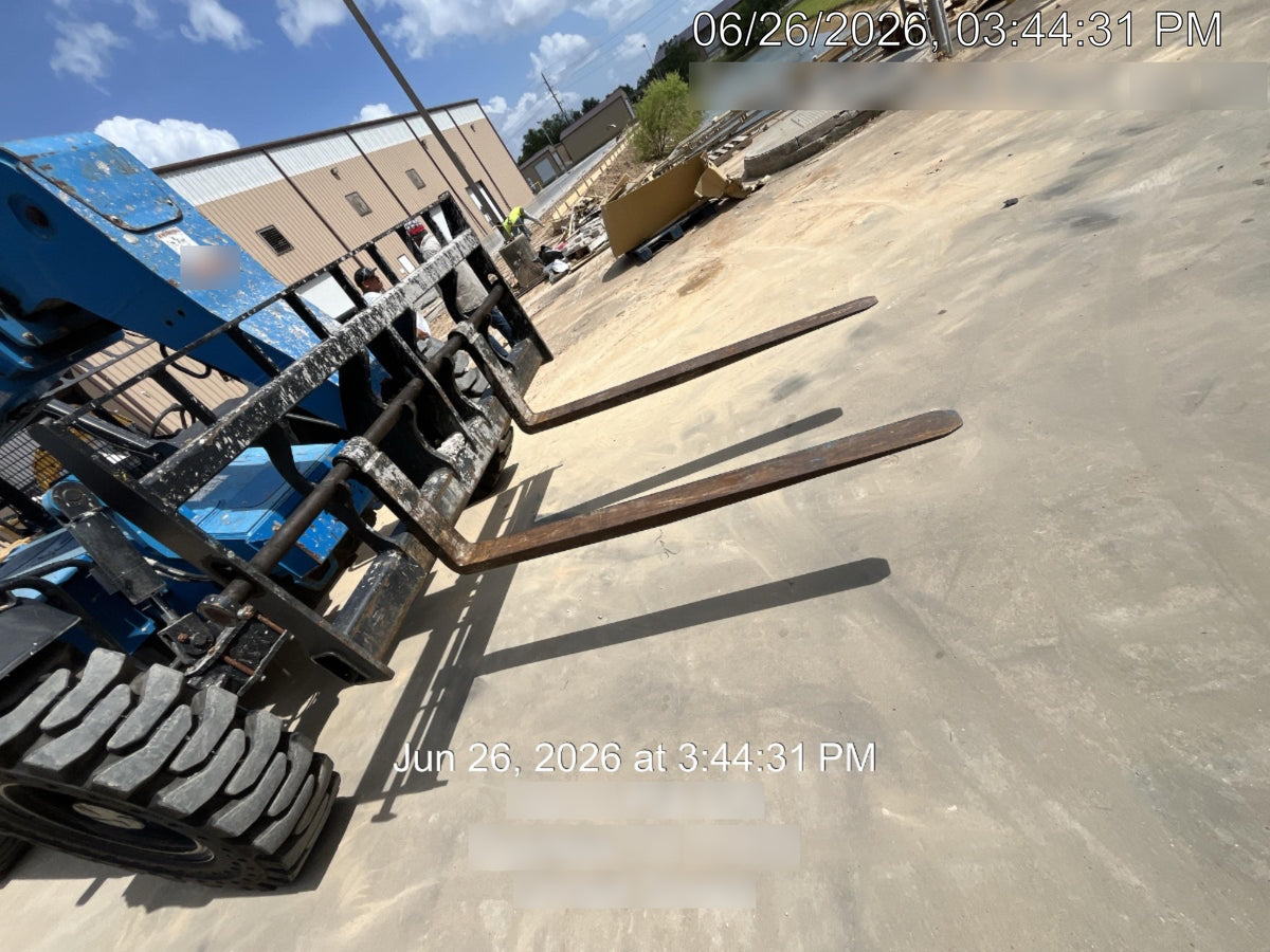 2019 Genie GTH-636 Canopy, Solid RT Tires, LED Work Lights, Beacon 60" QA Carriage, 48" Forks