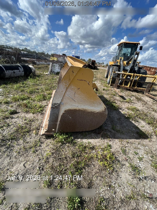 2017 FLECO 2.5 cu yd  Bucket, Wheel Loader -Fleco