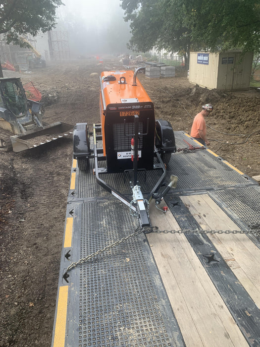 2021 Lincoln Electric Vantage 322 Vantage 322 Ready Pak 3 w/ Decals, ORANGE (includes trailer, cable rack, fender light kit) NO Telematics