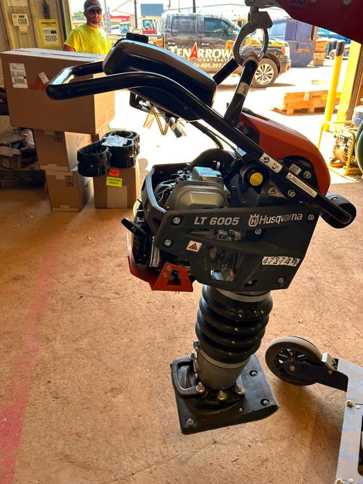 2024 HUSQVARNA LT6005