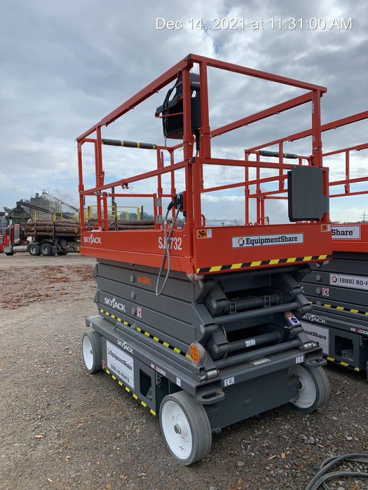 2021 SKYJACK SJ4732