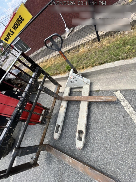 2021 STRONGWAY 4400 lb Pallet Jack