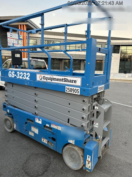 2022 GENIE GS-3232