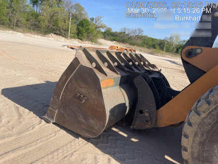 2022 CASE 821G